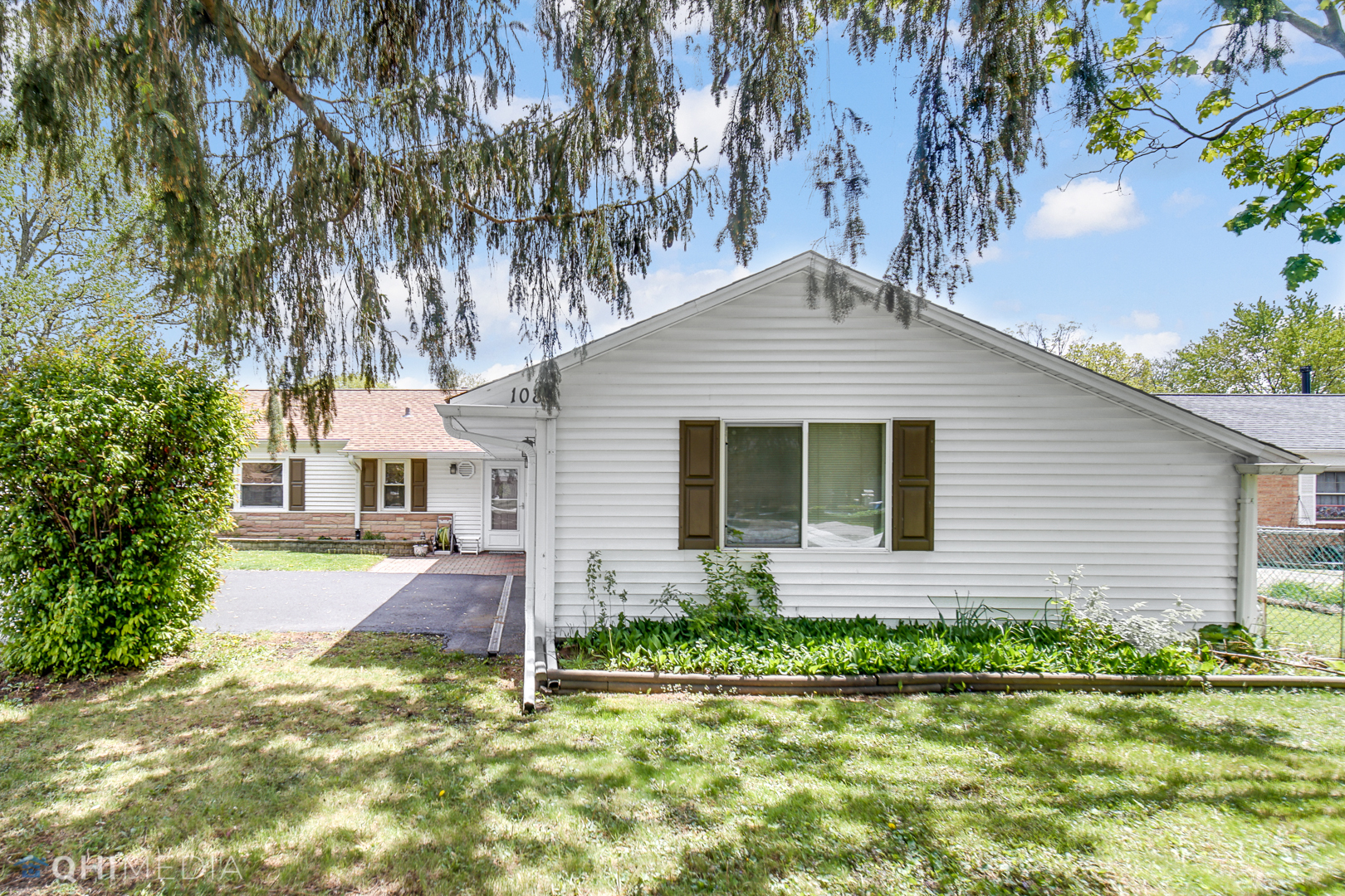 108 Mellbrook Road Bolingbrook, IL 60440 - Photo 3 of 26
