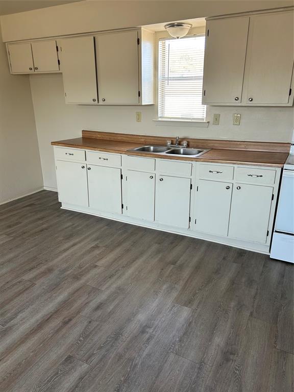 1848 Coral Road Pelican Bay, TX 76020 - Photo 5 of 11