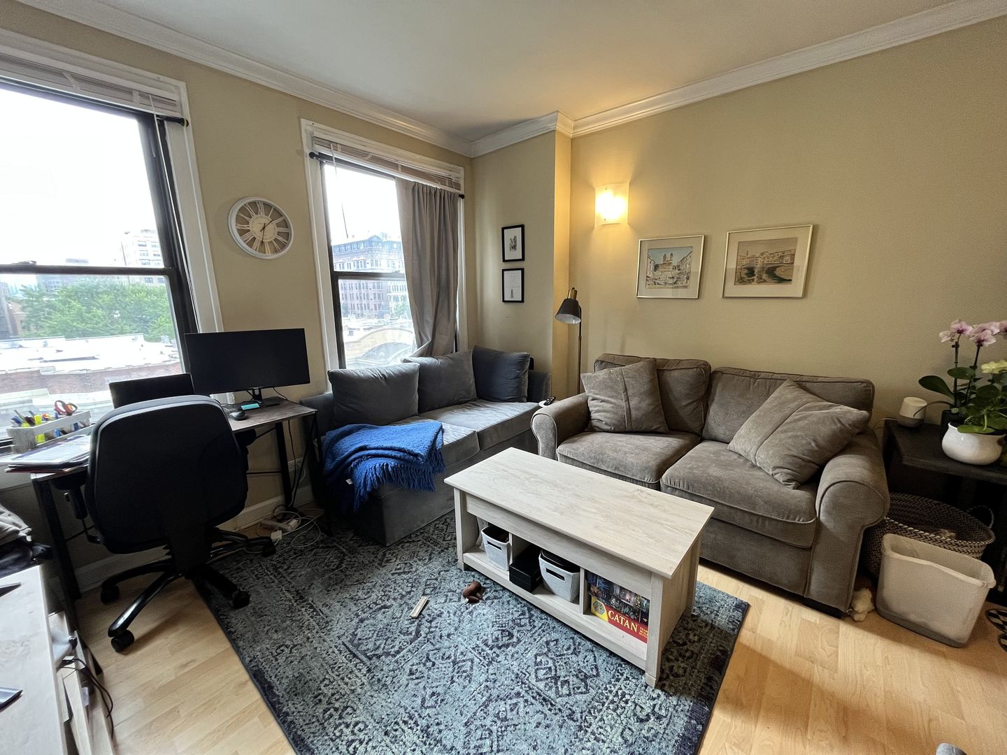 426 West Surf Street, Unit 618 Chicago, IL 60657 - Photo 3 of 11 a living room with furniture and a window