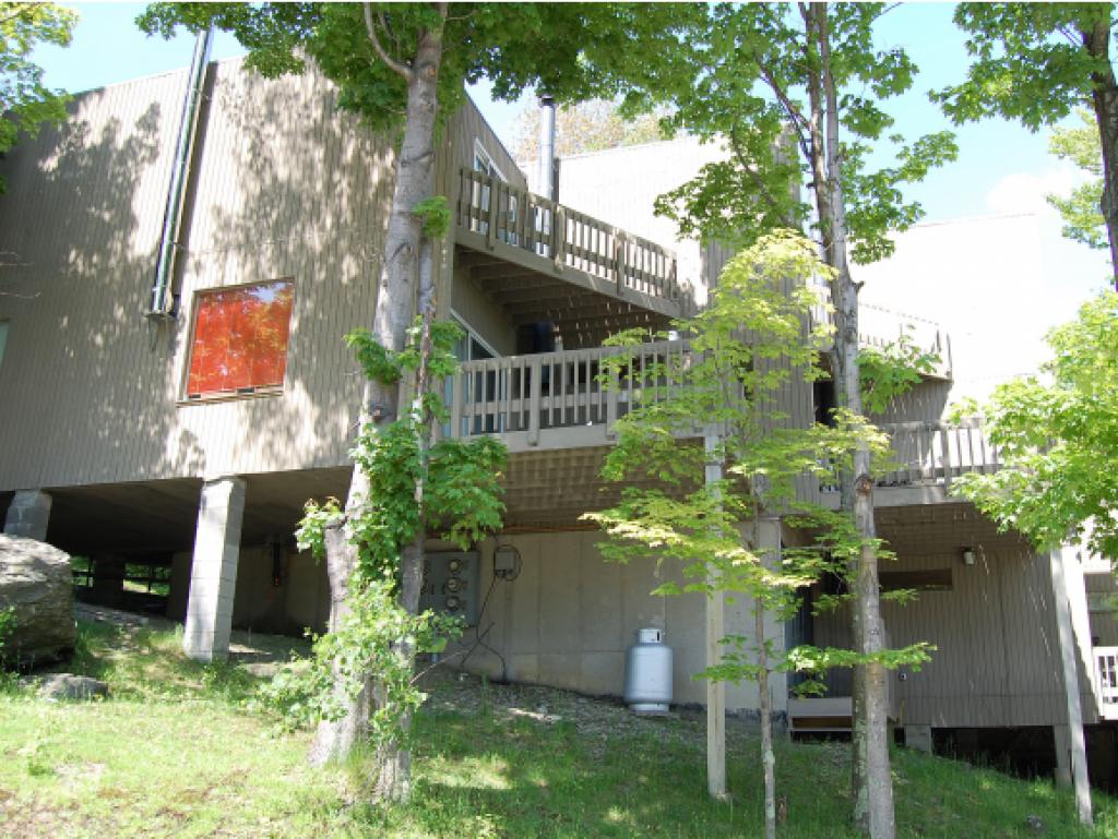 72 Trailside Drive, Unit VILLAGE RUN #12 Warren, VT 05674 - Photo 8 of 26 Gallery Image 8