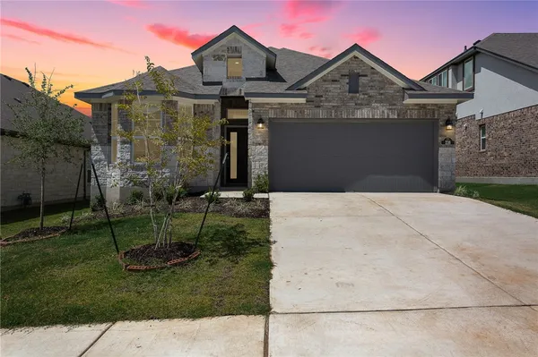 $2,350 | 216 Upland Drive, Georgetown, TX 78628