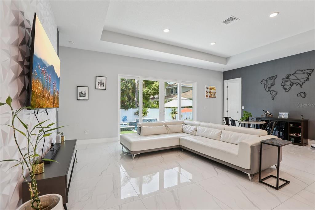 352 Mehlenbacher Road Belleair, FL 33756 - Photo 11 of 88