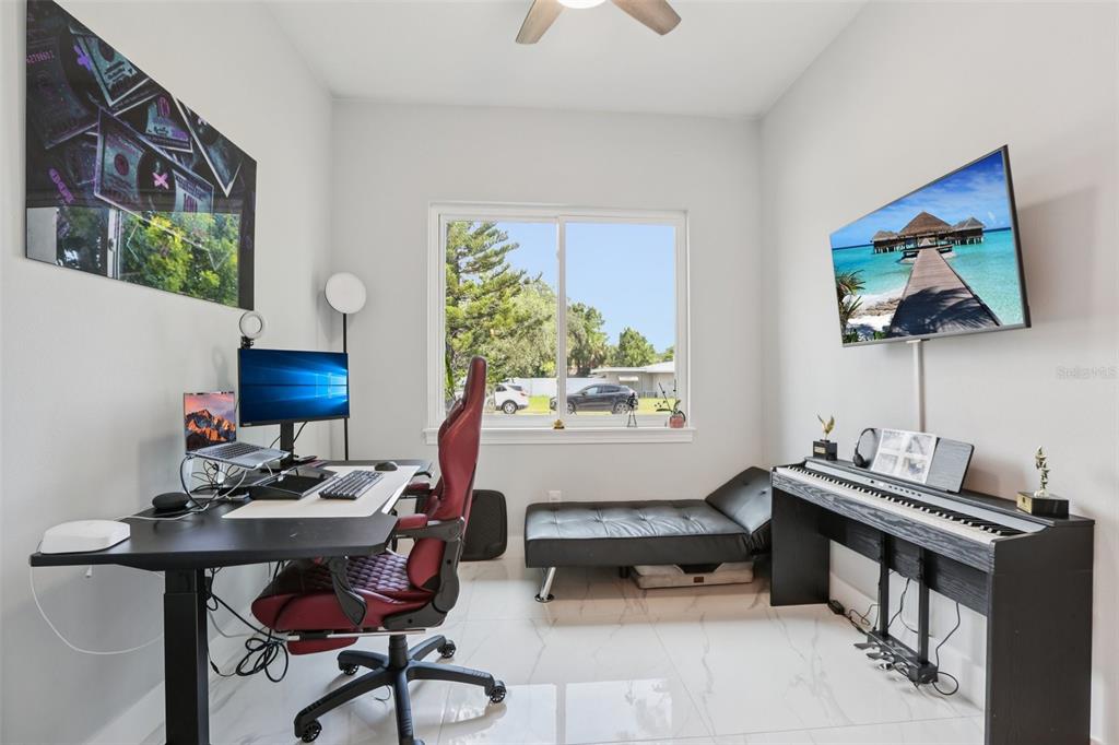 352 Mehlenbacher Road Belleair, FL 33756 - Photo 30 of 88