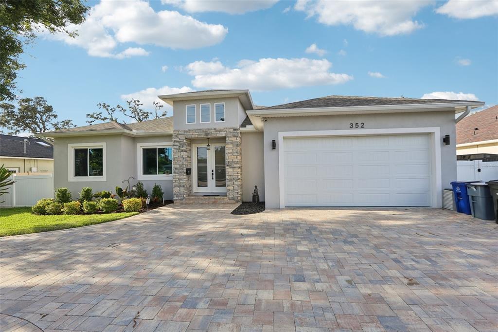 352 Mehlenbacher Road Belleair, FL 33756 - Photo 4 of 88