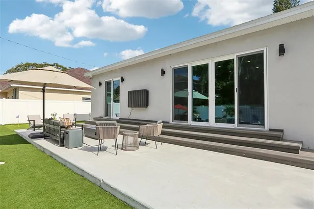 $1,580,000 | 352 Mehlenbacher Road, Belleair, FL 33756