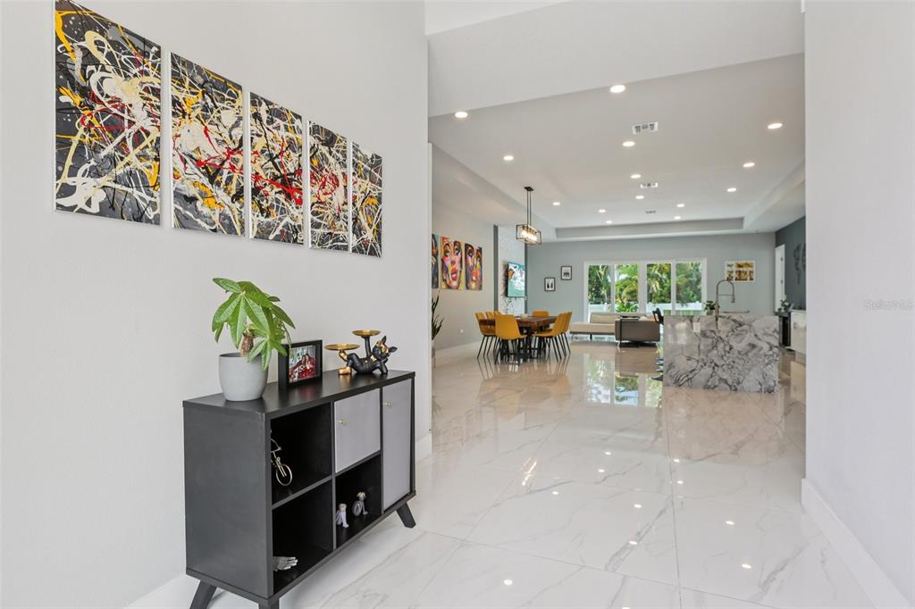 352 Mehlenbacher Road Belleair, FL 33756 - Photo 9 of 88