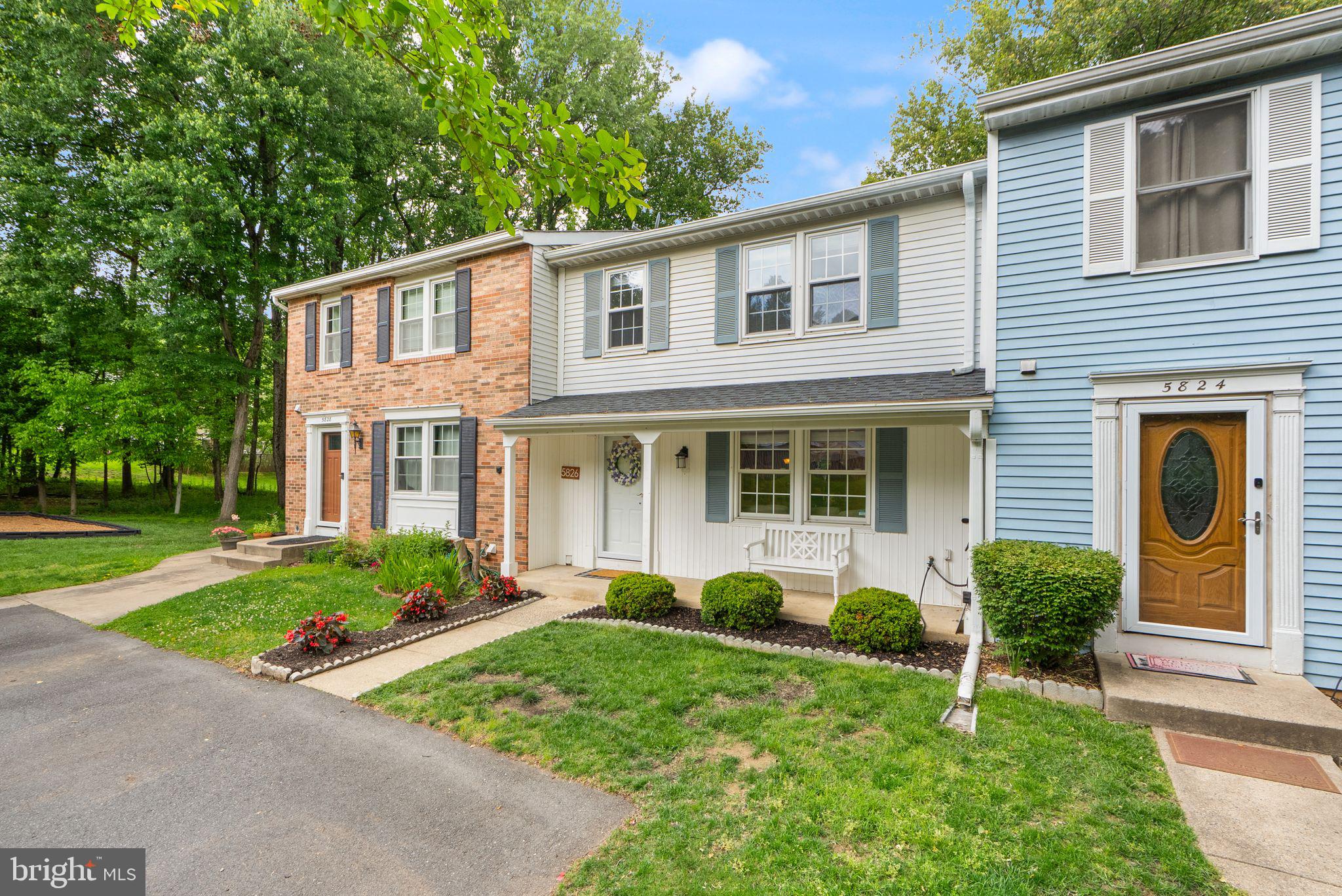 5826 Canvasback Road Burke, VA 22015 - Photo 4 of 60
