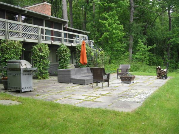 450 S Road Holden, MA 01520 - Photo 4 of 30 Gallery Image 4