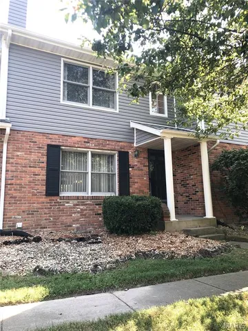 $145,000 | 300 Pine Lake Road, Unit 6, Collinsville, IL 62234