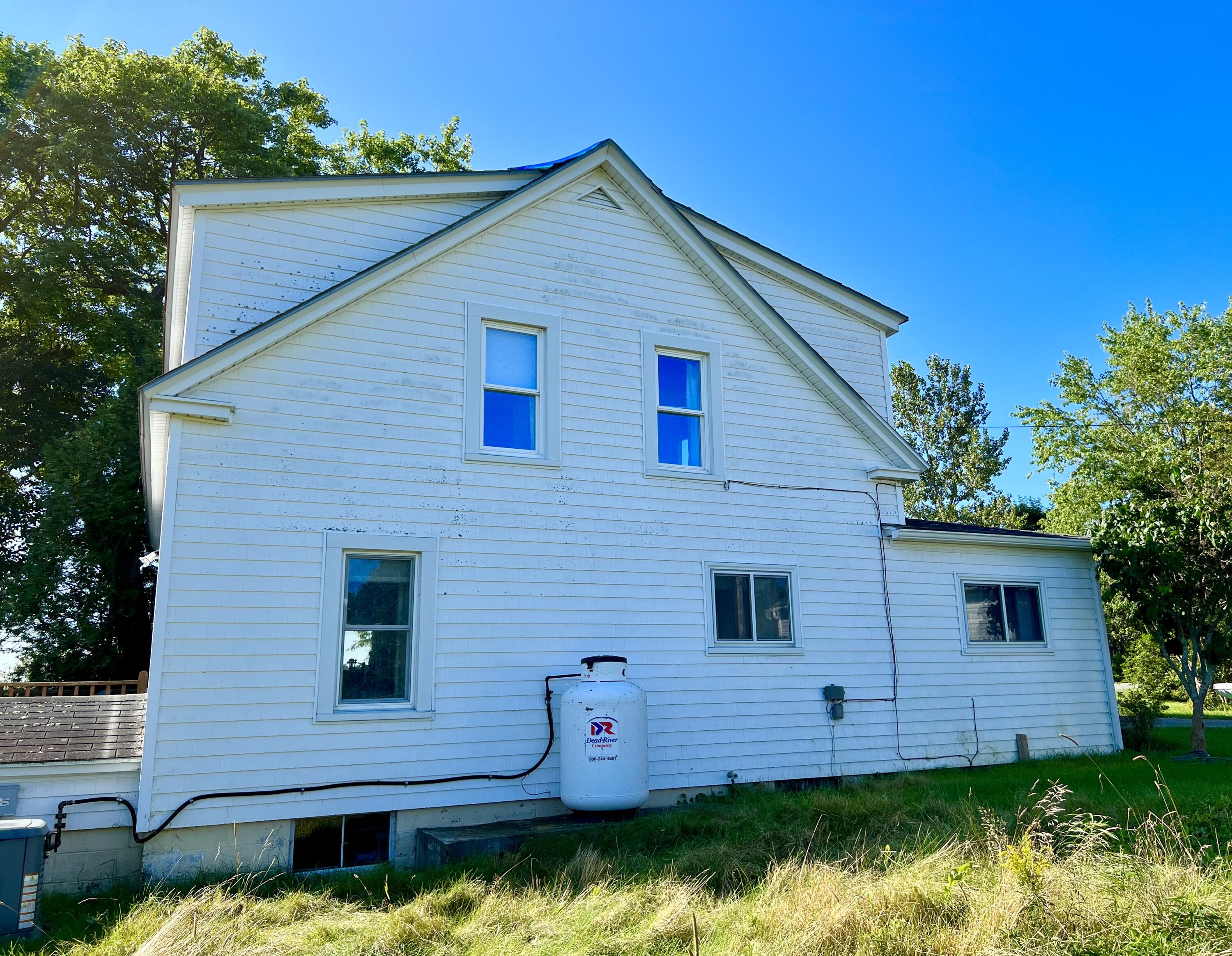 42 Crockett Point Road Bernard, ME 04612 - Photo 8 of 52 Exterior side of home