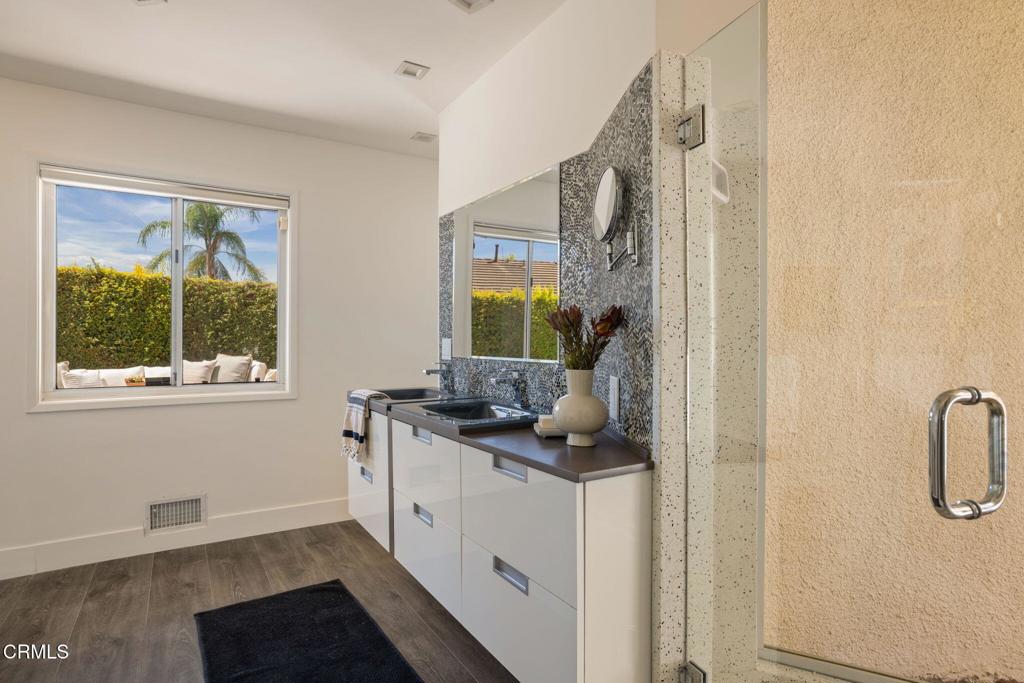 1919 Deermont Road Glendale, CA 91207 - Photo 36 of 57 038_Deermont 1919_by mrbarcelo