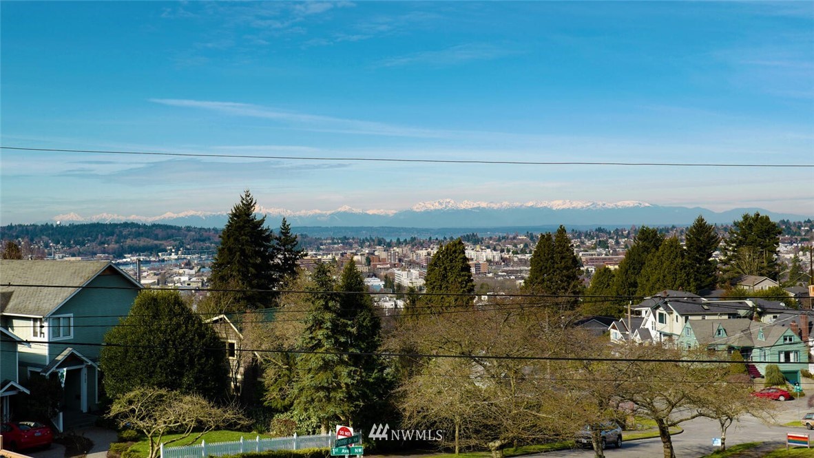 5124 1st Avenue Northwest Seattle, WA 98103 - Photo 2 of 35 a view of a city