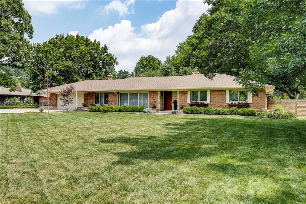 7475 Spring Mill Road Indianapolis, IN 46260 - Photo 1 of 27 Gallery Image 1