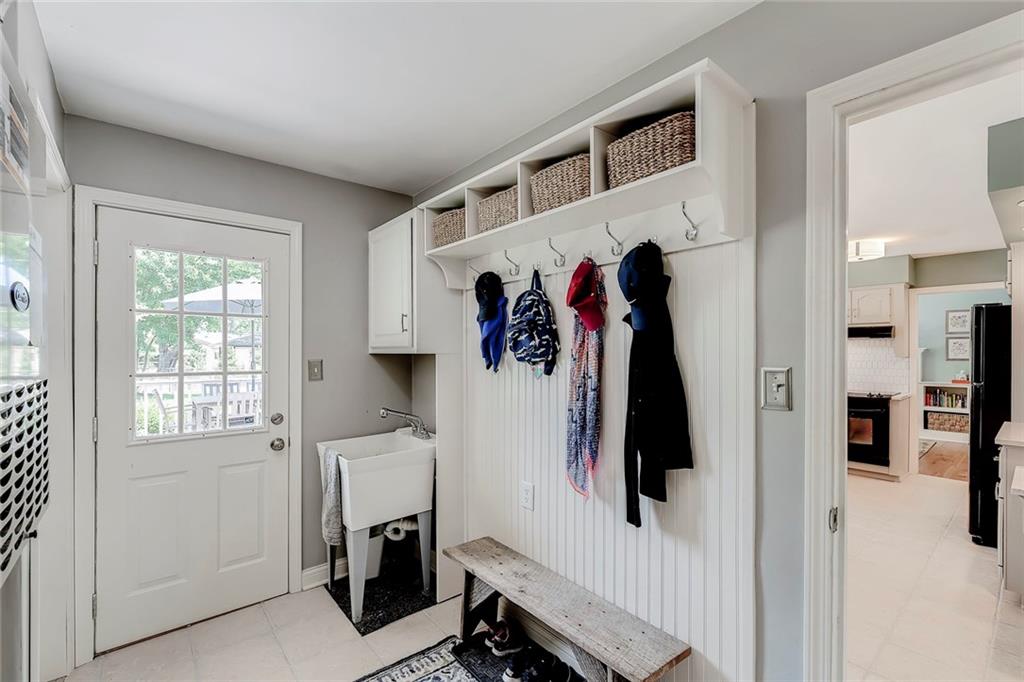 7475 Spring Mill Road Indianapolis, IN 46260 - Photo 12 of 27 Gallery Image 12
