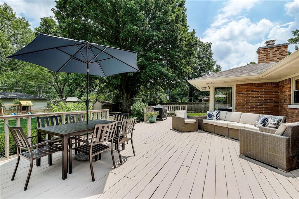 7475 Spring Mill Road Indianapolis, IN 46260 - Photo 23 of 27 Gallery Image 23