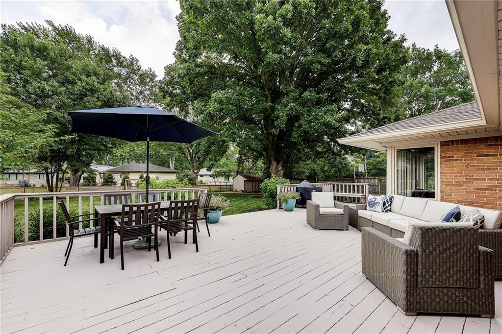 7475 Spring Mill Road Indianapolis, IN 46260 - Photo 25 of 27 Gallery Image 25