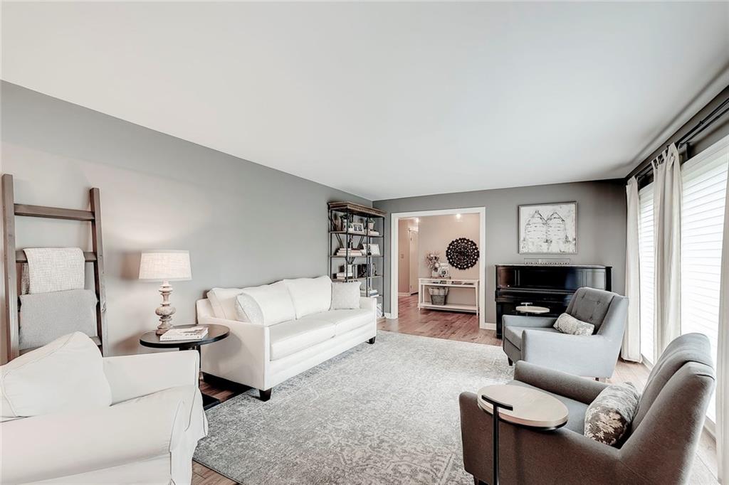 7475 Spring Mill Road Indianapolis, IN 46260 - Photo 6 of 27 Gallery Image 6