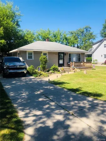 $359,900 | 8396 Cooley Beach Drive, White Lake, MI 48386