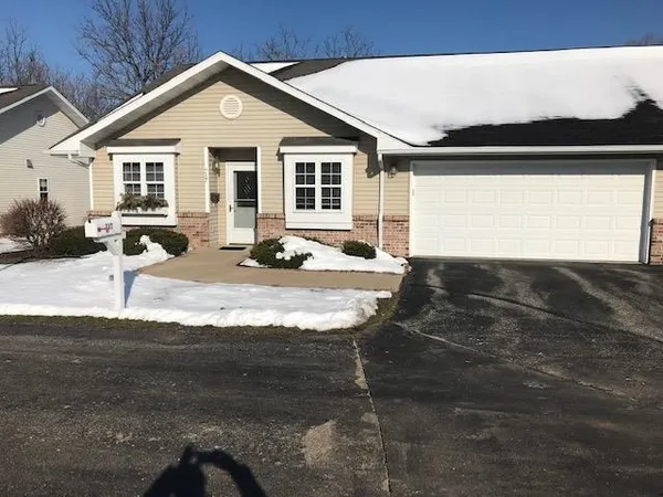 700 8th, Unit 717, Monroe, WI 53566