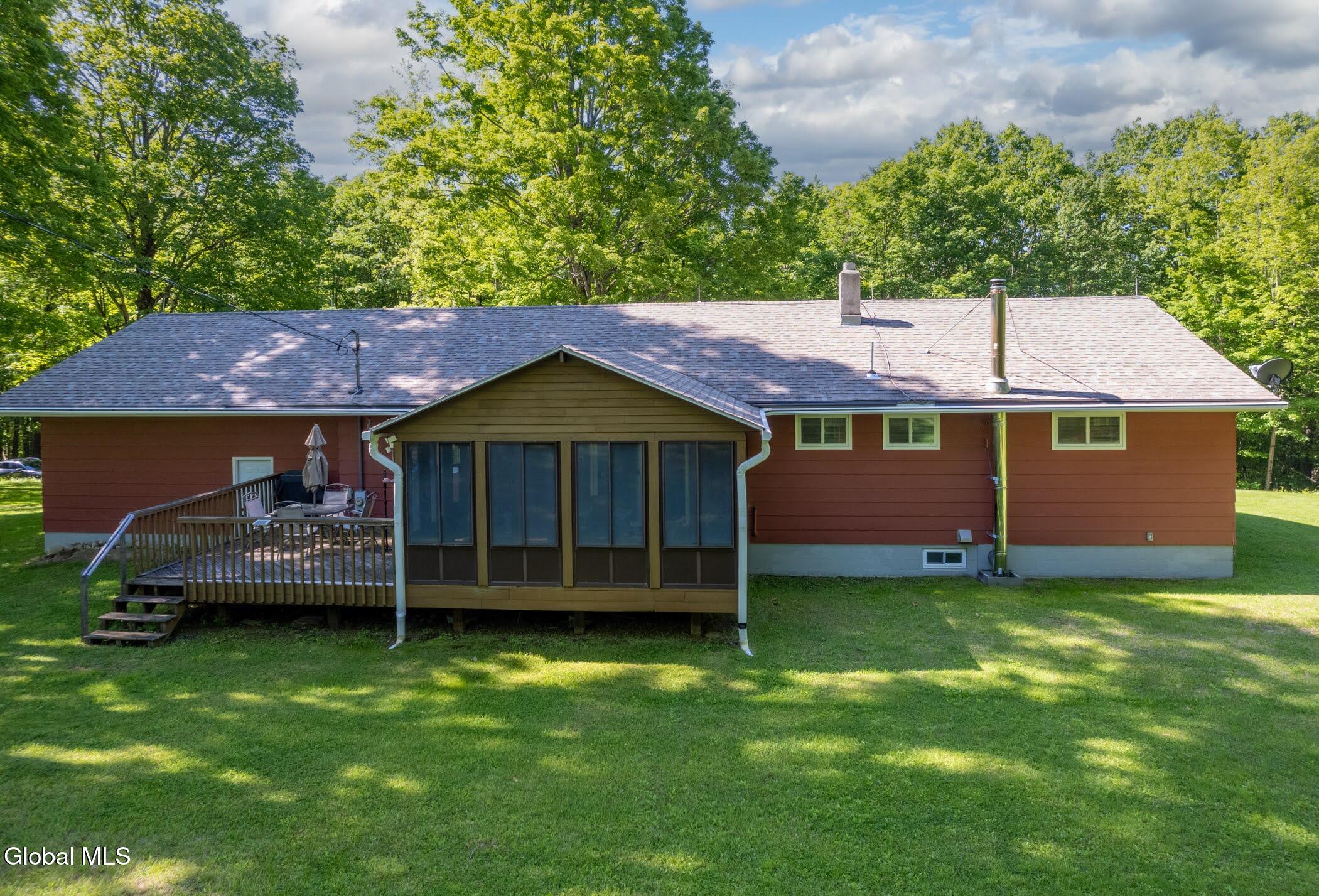 206 Hillview Road Gloversville, NY 12078 - Photo 29 of 31 34-206 Hillview drone
