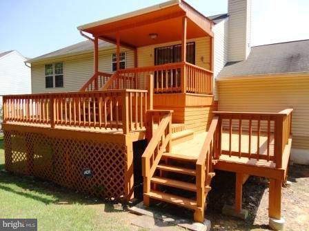 9562 Fort Foote Road Fort Washington, MD 20744 - Photo 8 of 30 Custom 3-Tier Deck