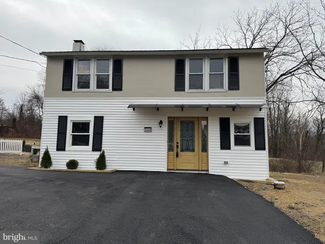 $2,000 | 5444 Vera Cruz Road, Emmaus, PA 18049