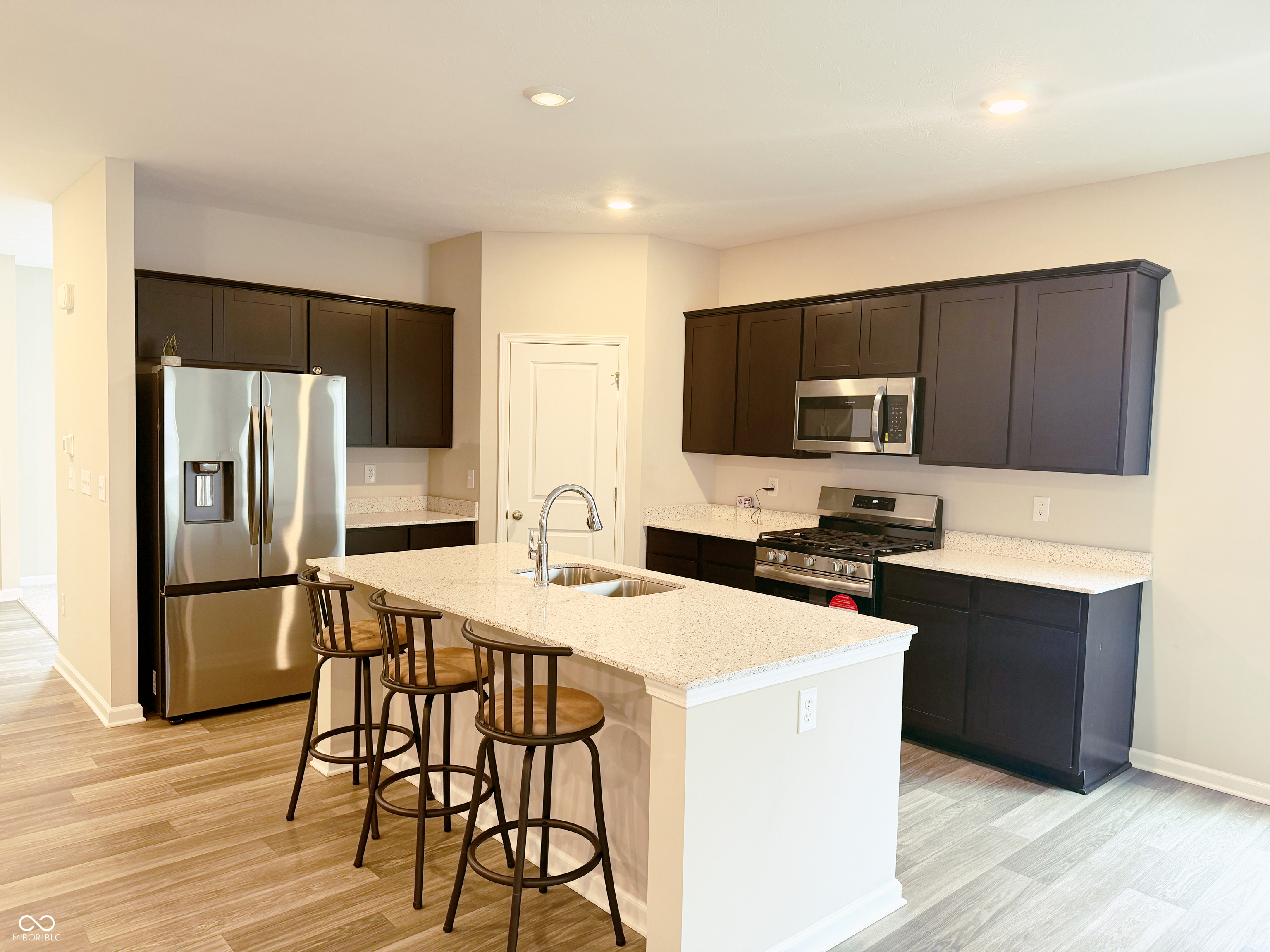 1391 Little Rodeo Place Greenwood, IN 46143 - Photo 7 of 31
