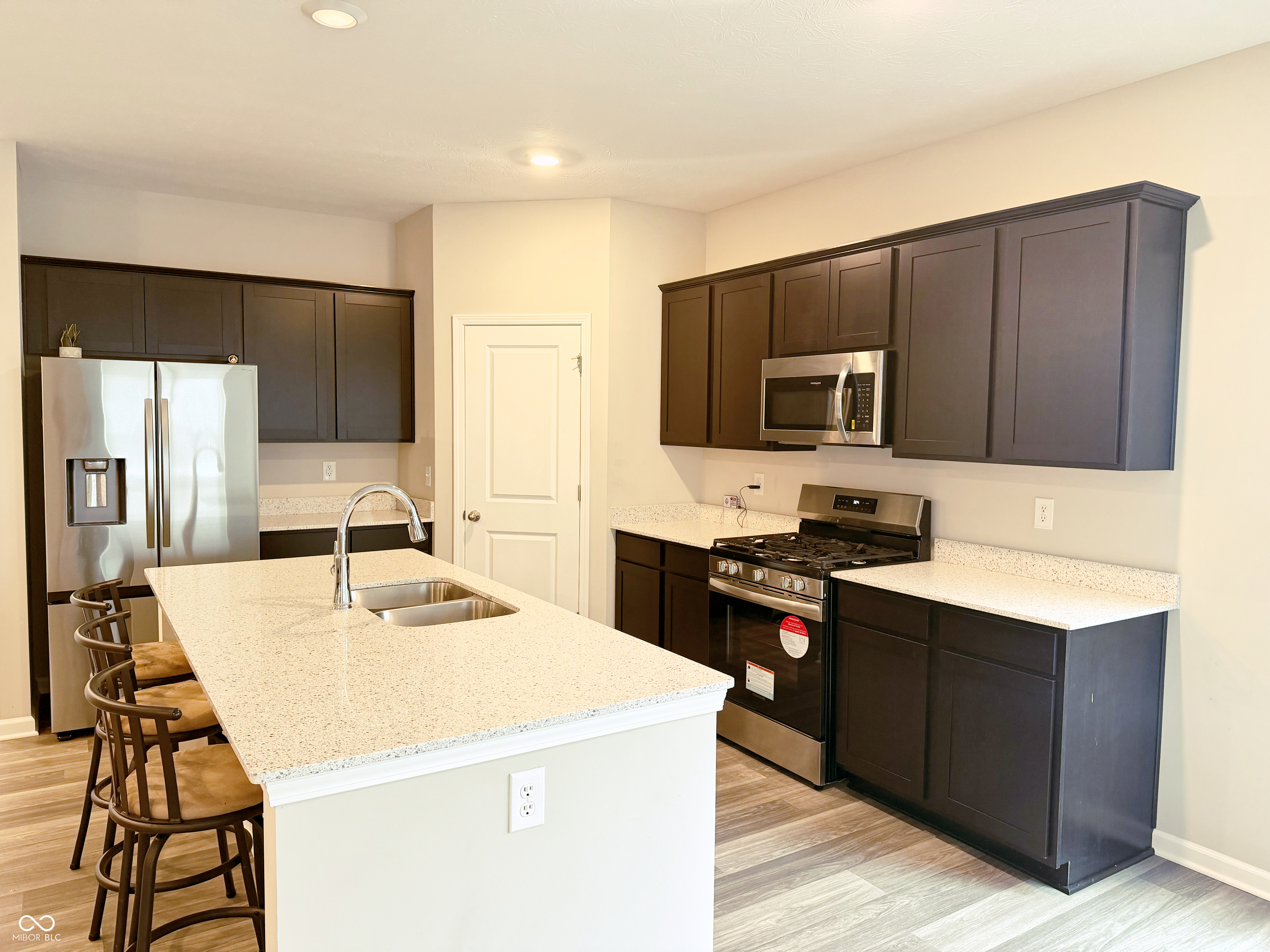 1391 Little Rodeo Place Greenwood, IN 46143 - Photo 8 of 31