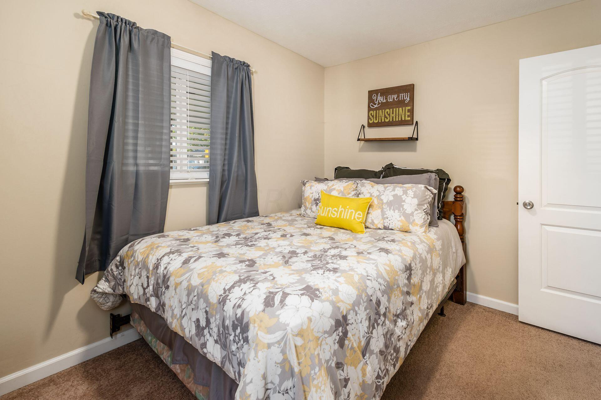 2466 East Howard Road Obetz, OH 43207 - Photo 12 of 30 012_d813101_W E Howard Rd-049