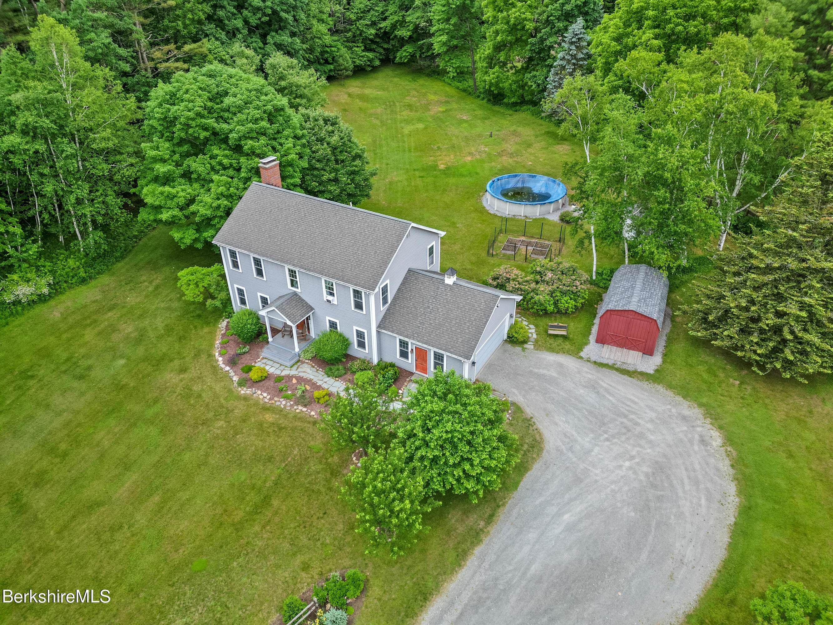 697 Henderson Road Williamstown, MA 01267 - Photo 44 of 47 905 Aerial View