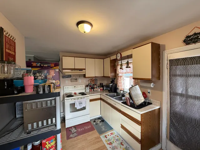 $265,000 | 577 Maine Avenue, Farmingdale, ME 04344