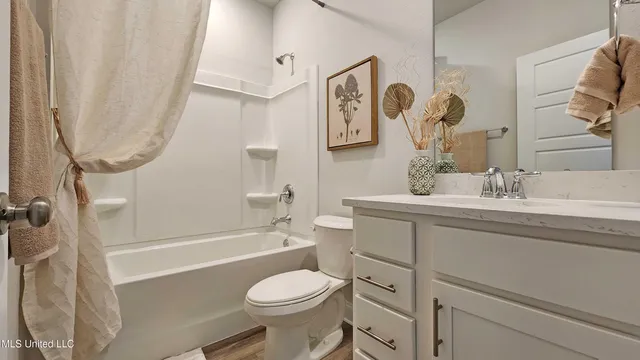 $430,900 | 17084 River Hills Drive, Gulfport, MS 39503