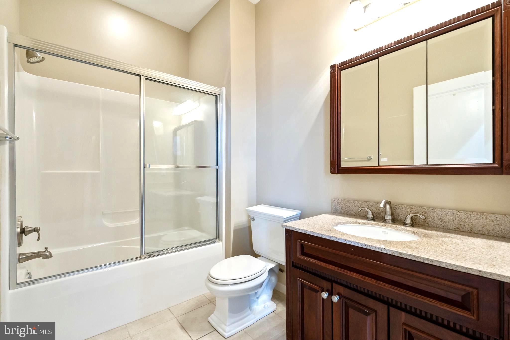 207 Rector Street, Unit 2F Philadelphia, PA 19128 - Photo 15 of 17