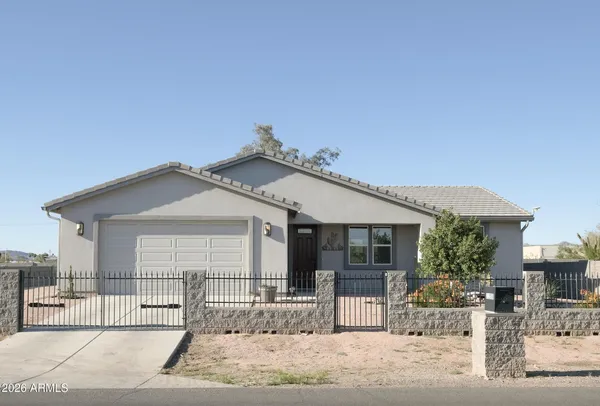 $435,000 | 11538 East 4th Avenue, Apache Junction, AZ 85120