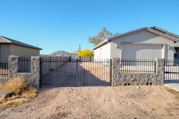 $435,000 | 11538 East 4th Avenue, Apache Junction, AZ 85120