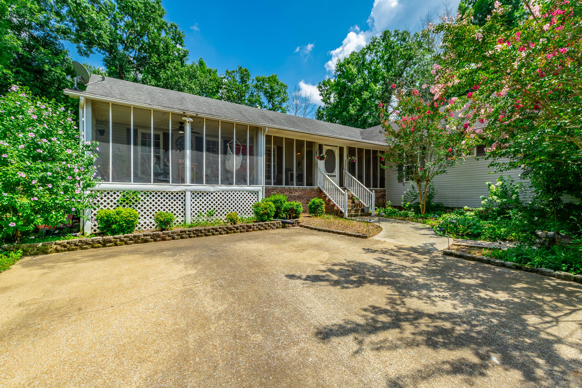 7636 Ooltewah Georgetown Road Ooltewah, TN 37363 - Photo 2 of 180 7636 Ooltewah Georgetown Road HD-5