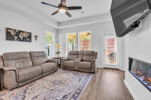 $285,000 | 2818 Bluebonnet Ridge Drive, Conroe, TX 77304