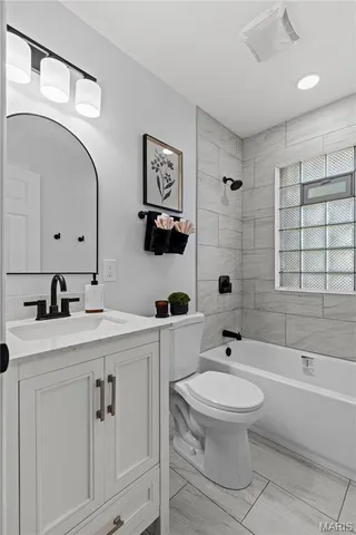 $228,800 | 6236 Bixby Avenue, St. Louis, MO 63123