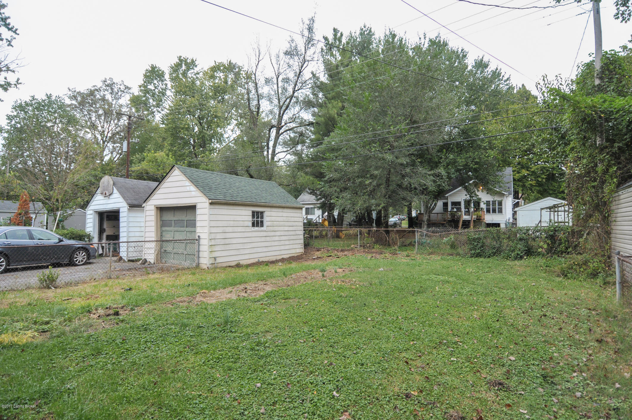 4009 Springhill Road Louisville, KY 40207 - Photo 29 of 29 Back Yard