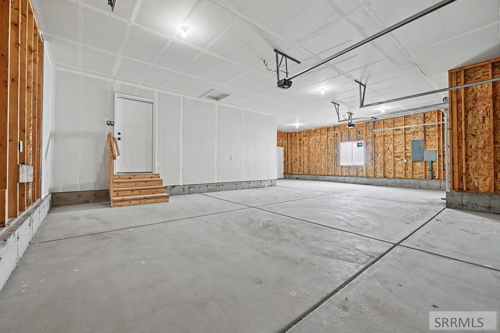 456 Spruce Way Rigby, ID 83442 - Photo 23 of 24 3-Car Garage
