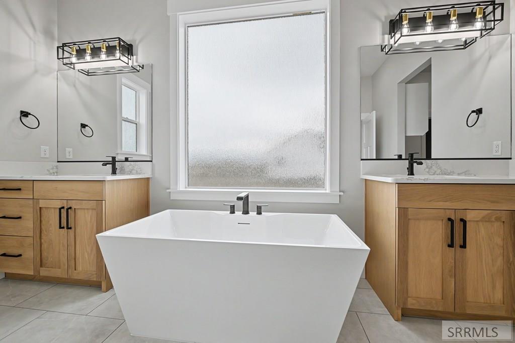 456 Spruce Way Rigby, ID 83442 - Photo 6 of 24 Primary Ensuite