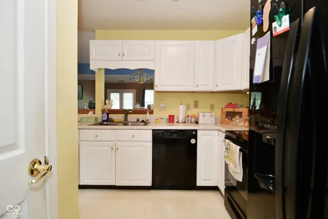 $285,000 | 2261 Goldeneye Circle, Indianapolis, IN 46234