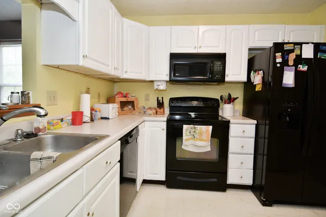 $285,000 | 2261 Goldeneye Circle, Indianapolis, IN 46234