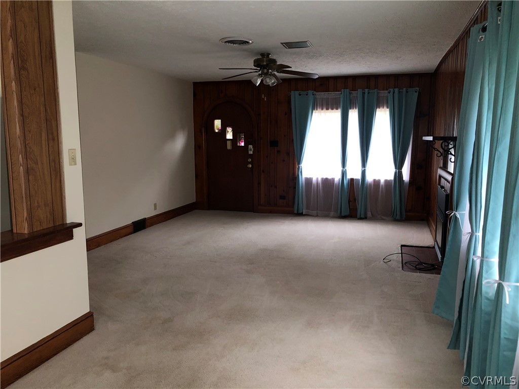 3310 Jackson Farm Road Hopewell, VA 23860 - Photo 4 of 24 Gallery Image 4