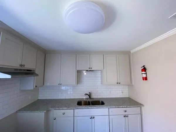 $1,000 | 1547 La Annie Drive, Baton Rouge, LA 70815