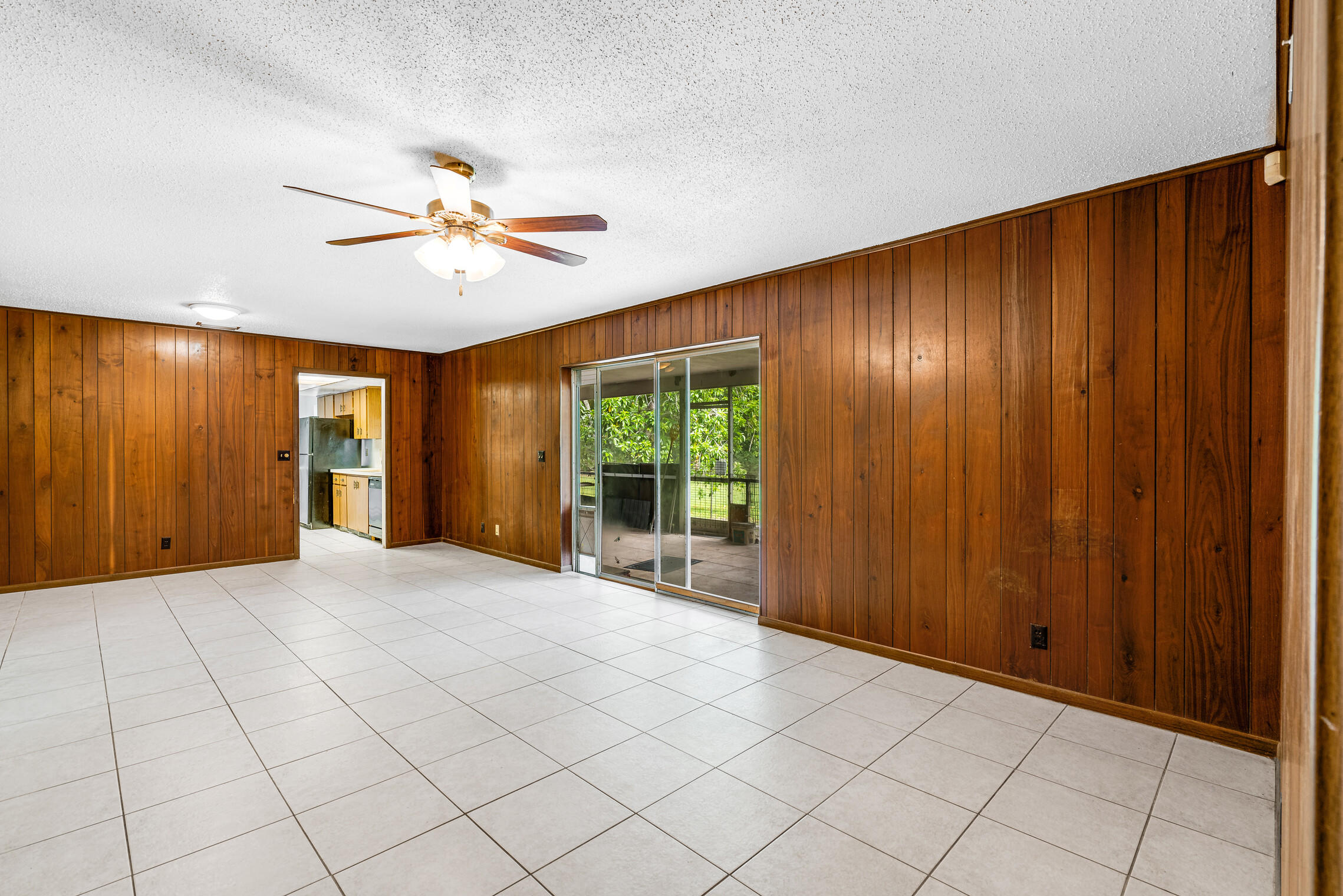 15707 Collecting Canal Road Loxahatchee Groves, FL 33470 - Photo 7 of 30 Family Room