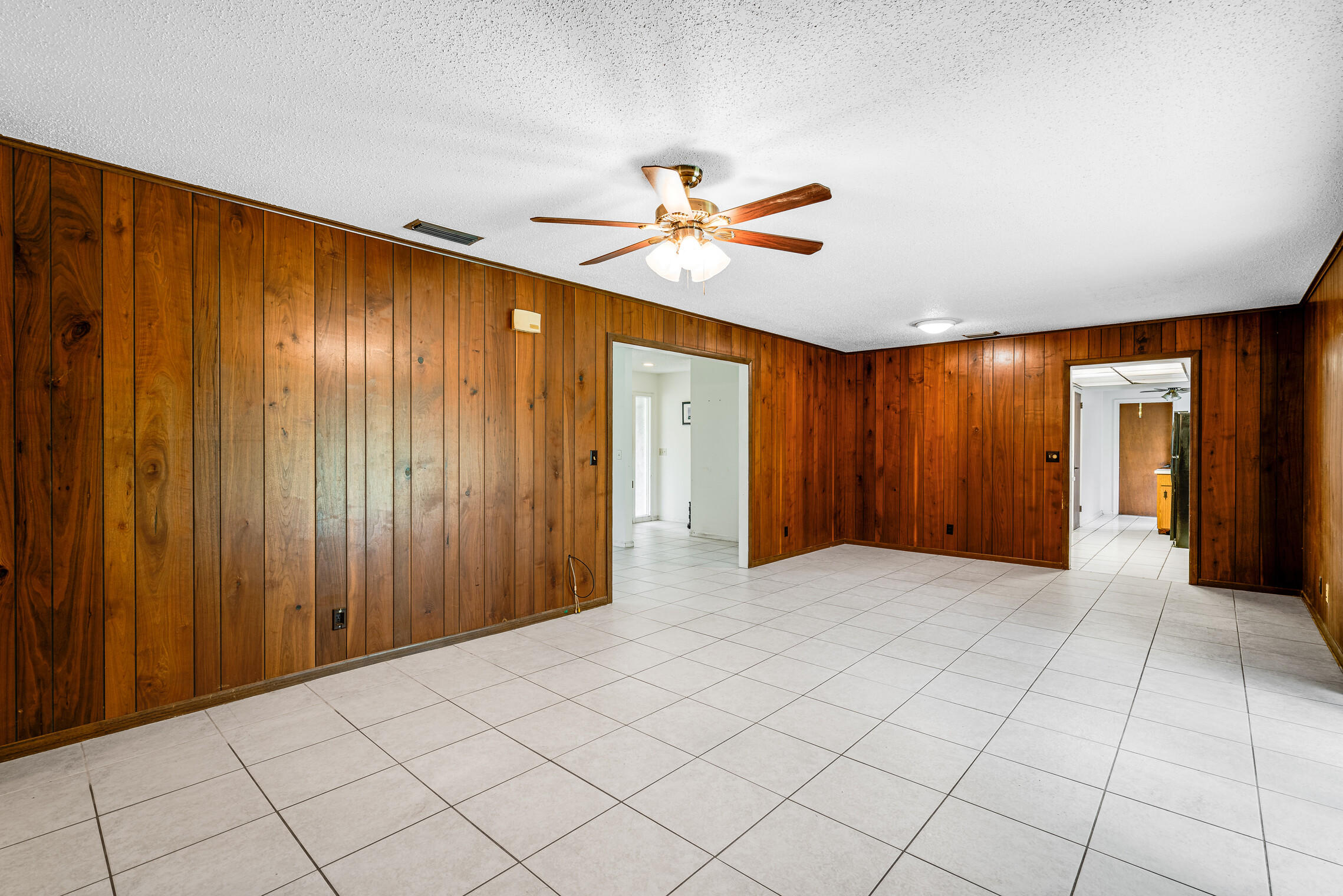 15707 Collecting Canal Road Loxahatchee Groves, FL 33470 - Photo 8 of 30 Family Room