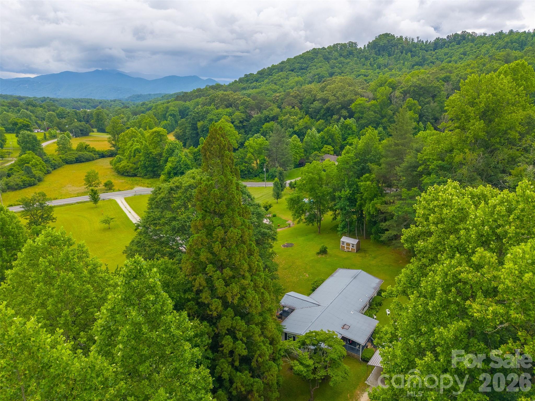 1350 North Skeenah Road Franklin, NC 28734 - Photo 37 of 40