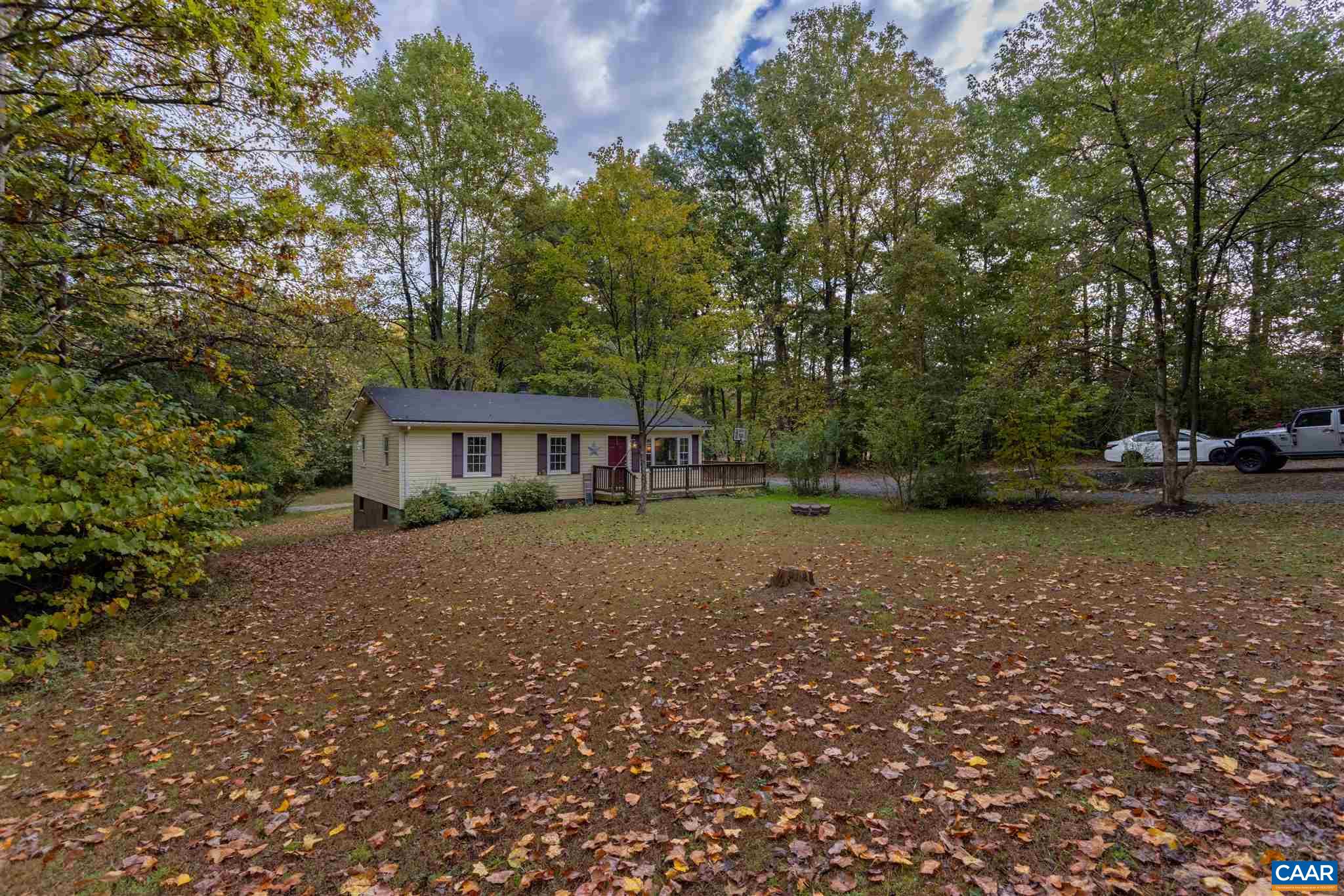 2588 South Blue Ridge Turnpike Rochelle, VA 22738 - Photo 4 of 30 a view of a house with a garden