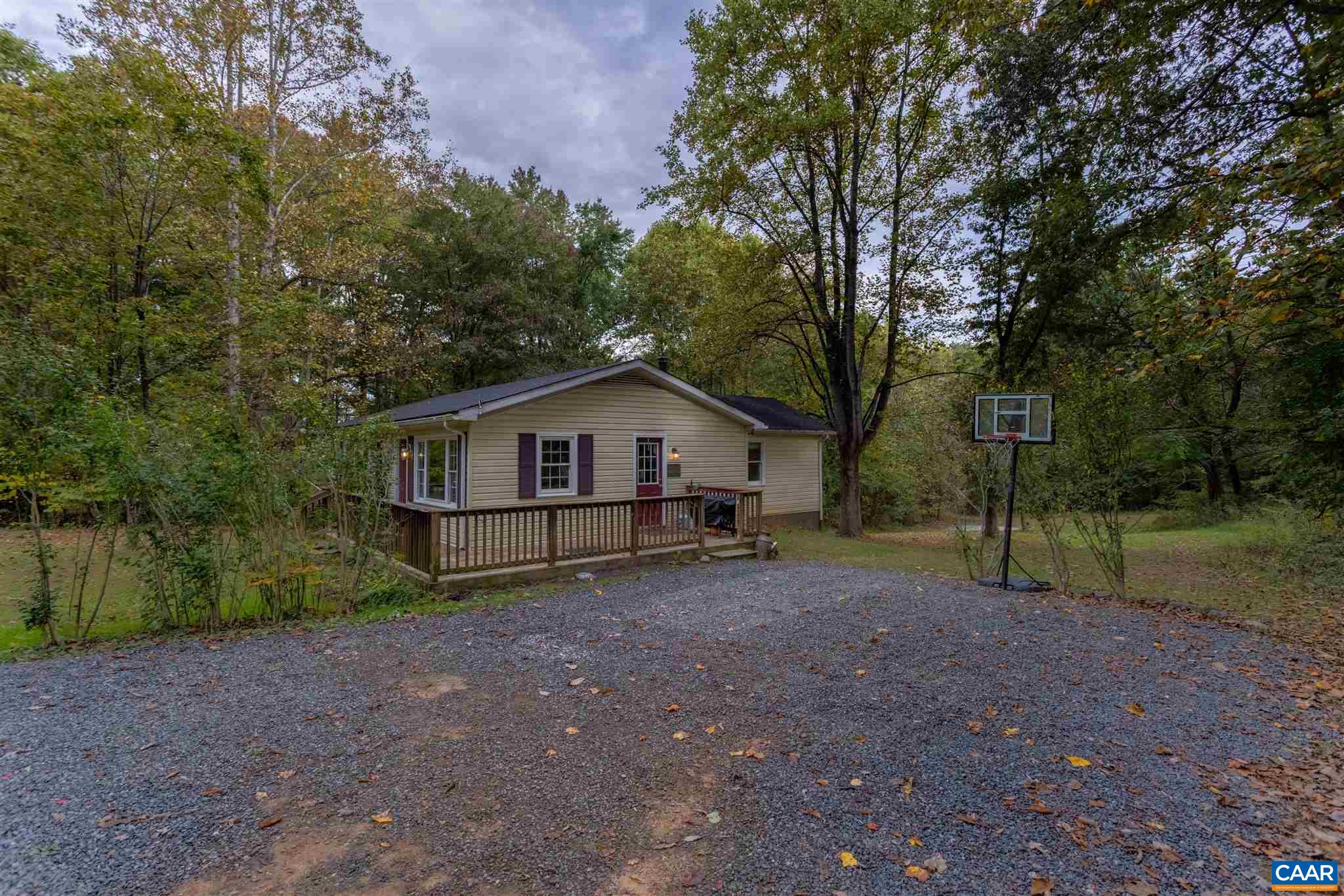 2588 South Blue Ridge Turnpike Rochelle, VA 22738 - Photo 5 of 30 a view of backyard with green space